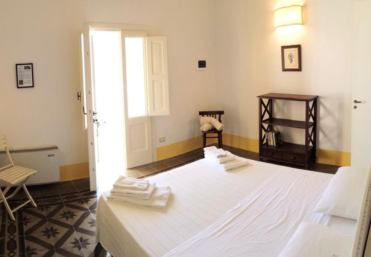 Palazzo Guglielmo Hotel Vignacastrisi Bilik gambar