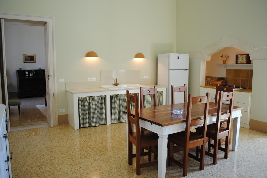 Palazzo Guglielmo Hotel Vignacastrisi Bilik gambar